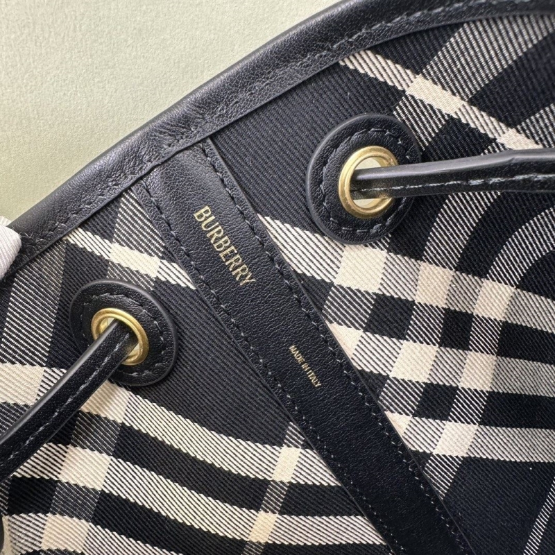 Bv*b*rry bucket bags